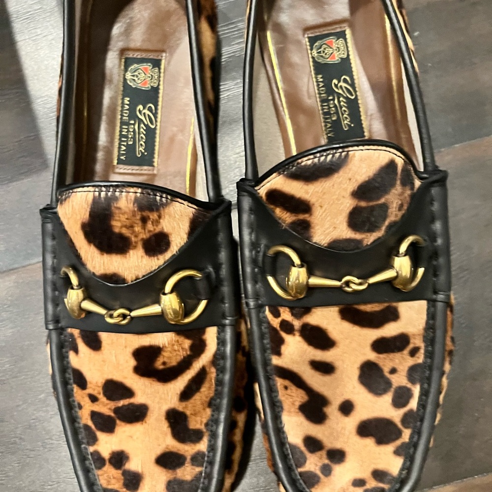 Men’s Gucci loafers
